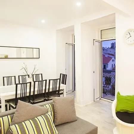 Central Lisbon Castle View Appartement
